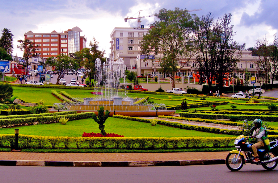 [Image: kigali-town.jpg]